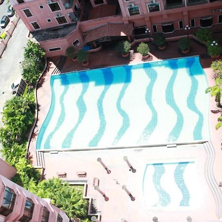 Homestay Marina Court Кота-Кинабалу Экстерьер фото